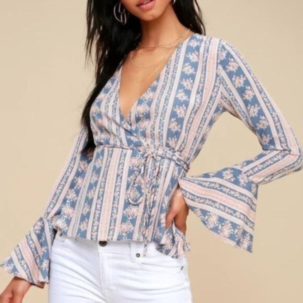 Lulu's Love is Enough Blue Floral Print Wrap Top XS